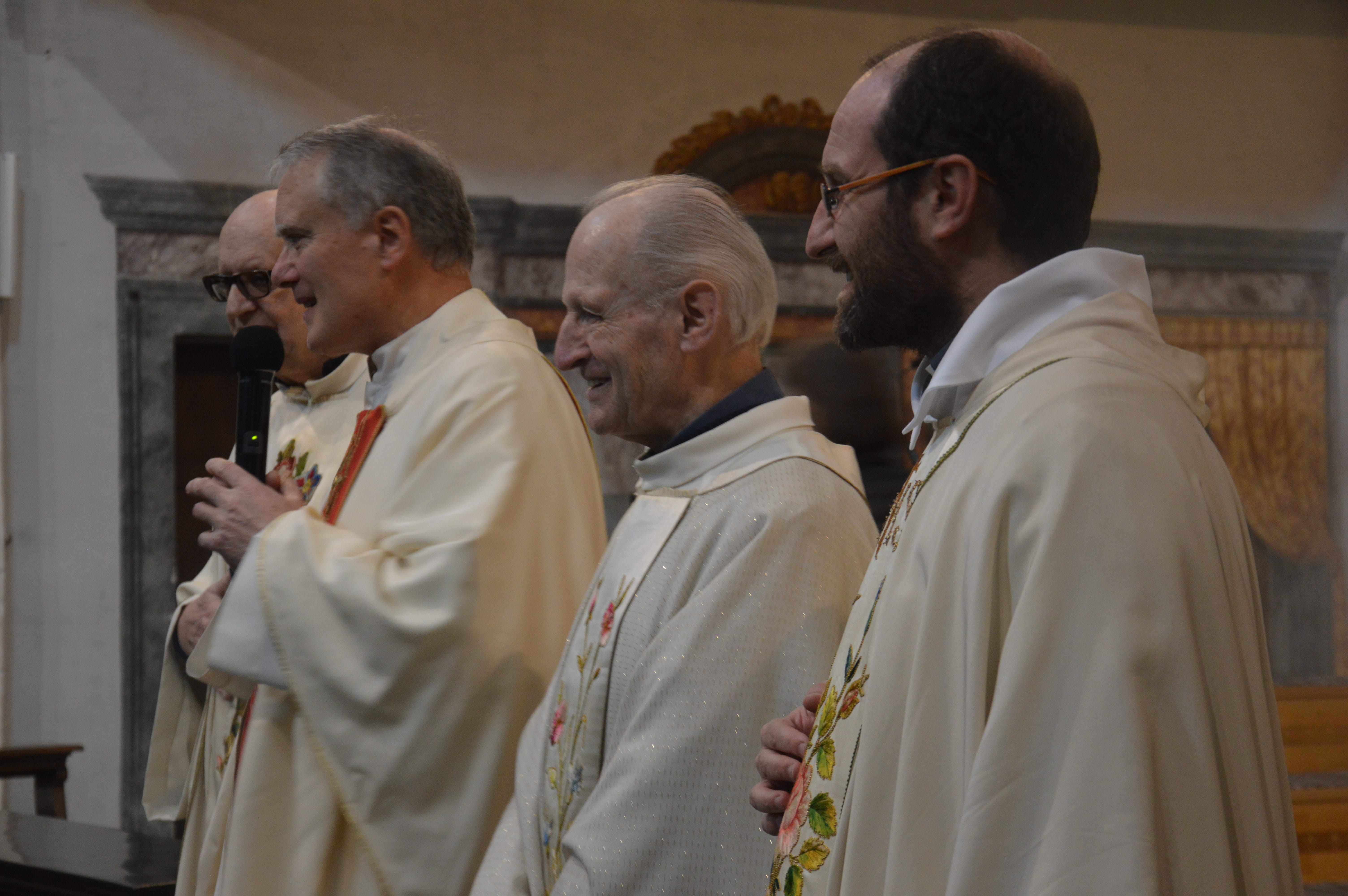 Sacerdotes in aeternum: a Grosio preti di lungo corso e di primo pelo!